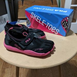 Fila Skeletoes EZ Slide Drainage Sandal K6/W8